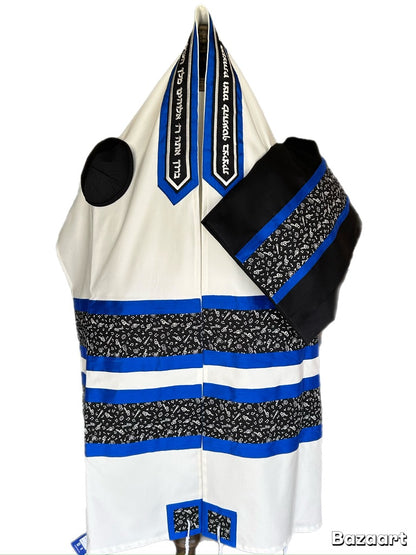 Men's Tallit: ADEB-559 Black & White Musical Notes